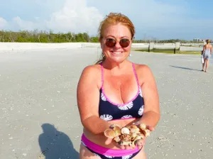 Shelling tour Fort Myers area